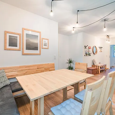 Tirola Bude Resi Schorsch 1-2 Hopfgarten im Brixental