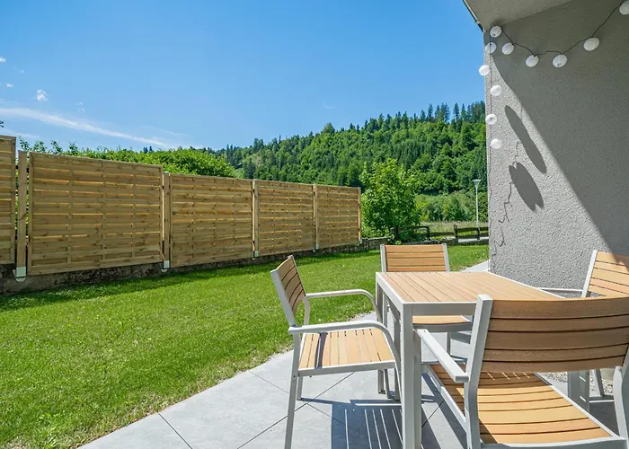 Tirola Bude Resi Schorsch 1-2 *