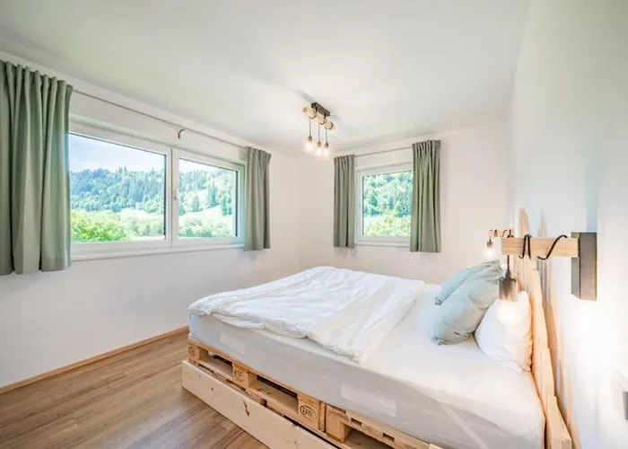 Tirola Bude Resi Schorsch 1-2 *