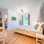 Appartement Tirola Bude Resi Schorsch 1-2