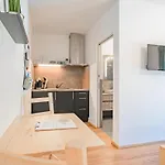Tirola Bude Resi Schorsch 1-2 *