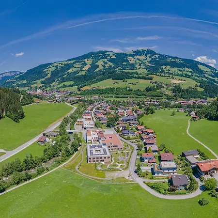 Tirola Bude Resi Schorsch 1-2